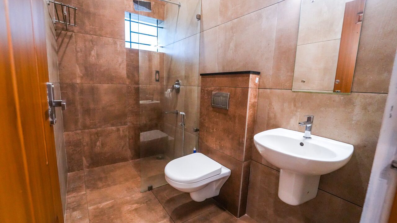 Photo of Bathroom in Edapalli