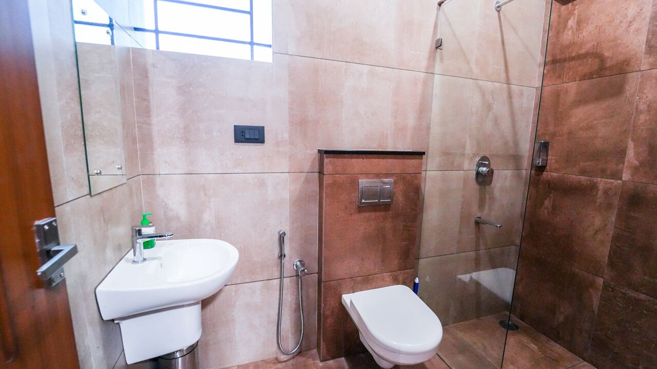 Photo of Bathroom in Edapalli