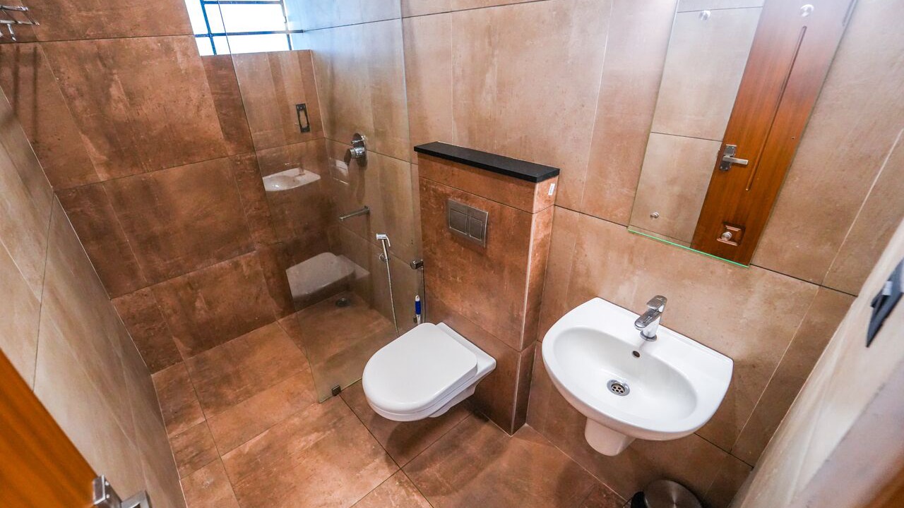 Photo of Bathroom in Edapalli
