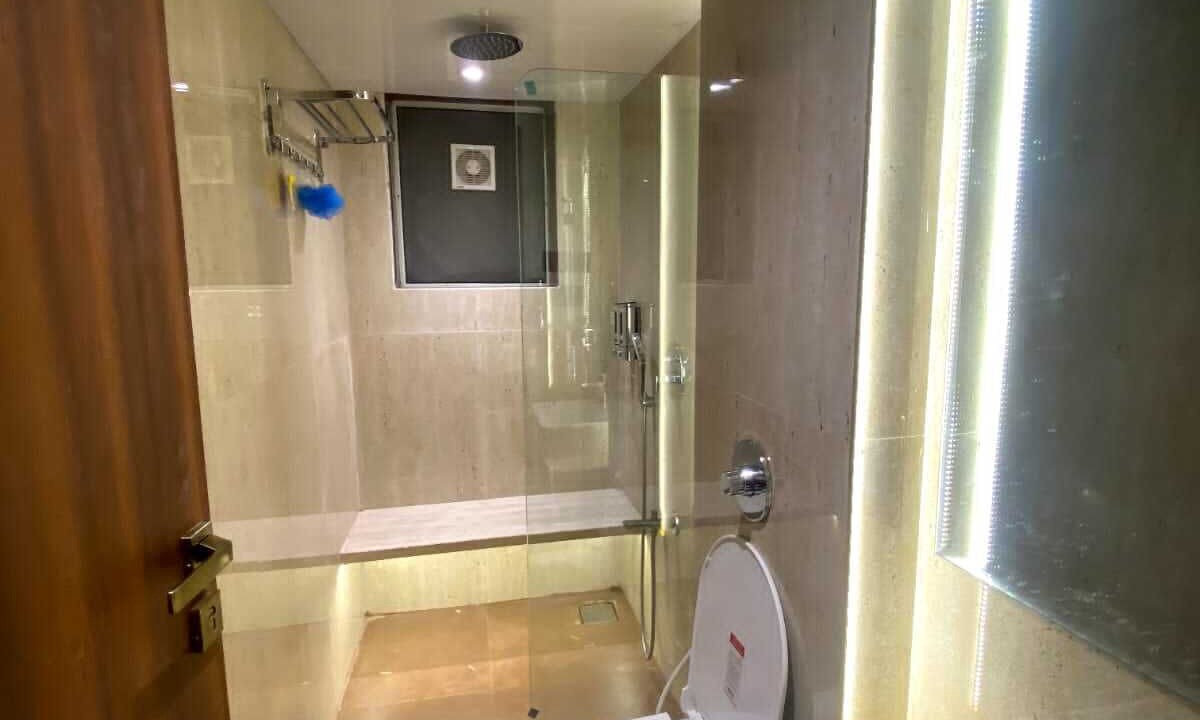 Photo of Bathroom in Mahabaleshwar