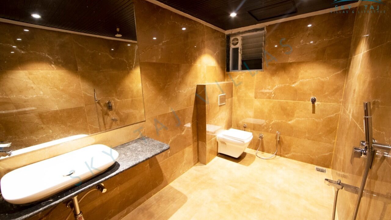 Photo of Bathroom in Igatpuri