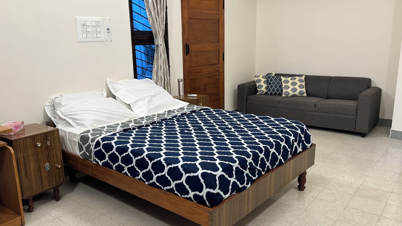 Photo of Bedroom in Malleshwaram West