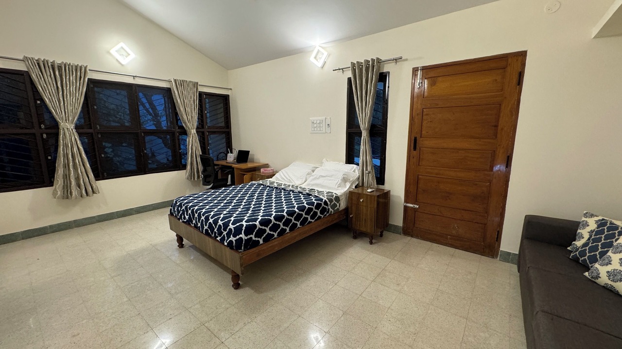 Photo of Bedroom in Malleshwaram West