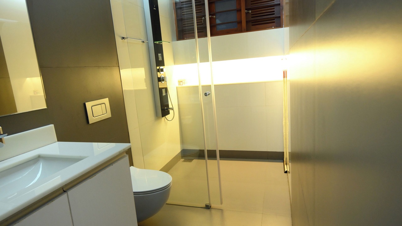 Photo of Bathroom in Chirayinkil