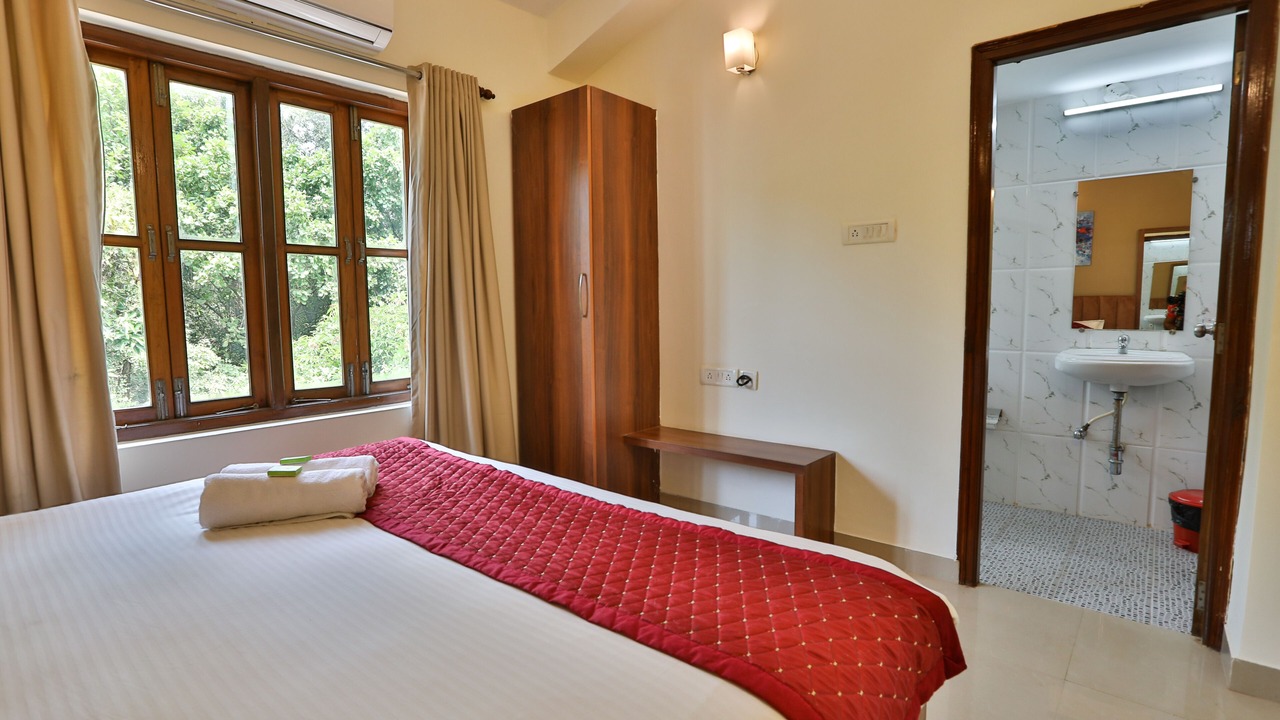 Photo of Bedroom in Vagator