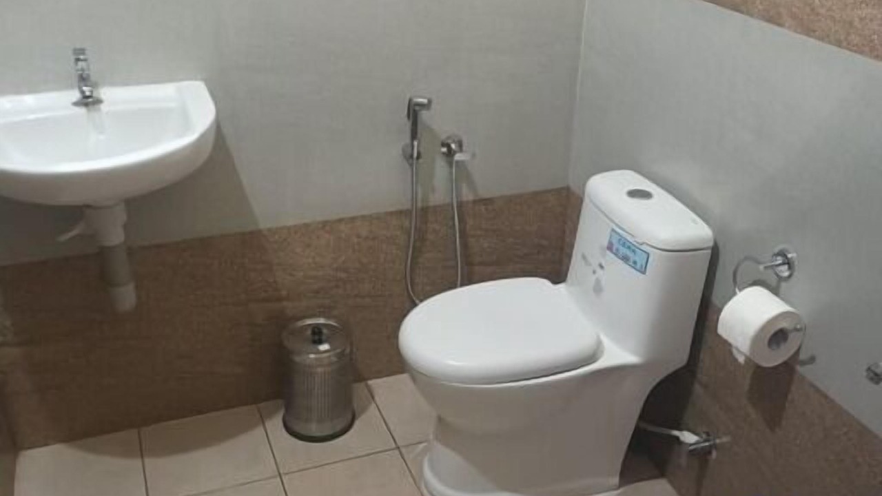 Photo of Bathroom in Irinjalakuda