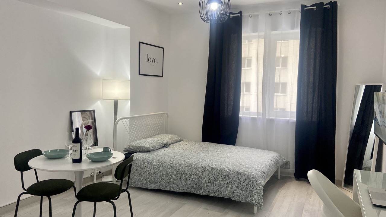 Photo of Bedroom in Sector 4