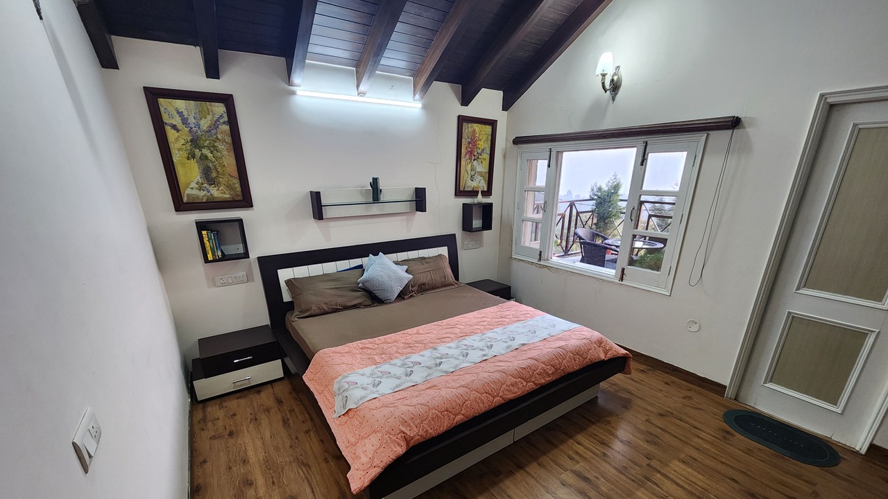 Photo of Bedroom in The Mall Road