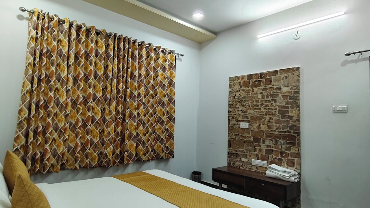 Photo of Bedroom in Eklingji