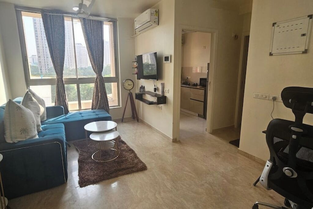 Photo of Livingroom in Thane West