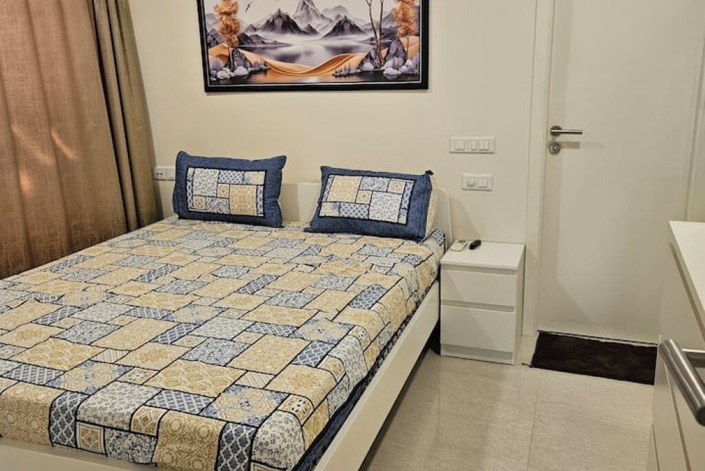 Photo of Bedroom in Thane West