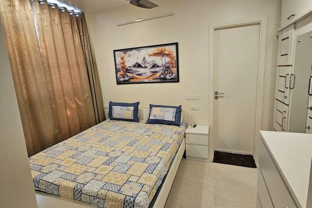 Photo of Bedroom in Thane West