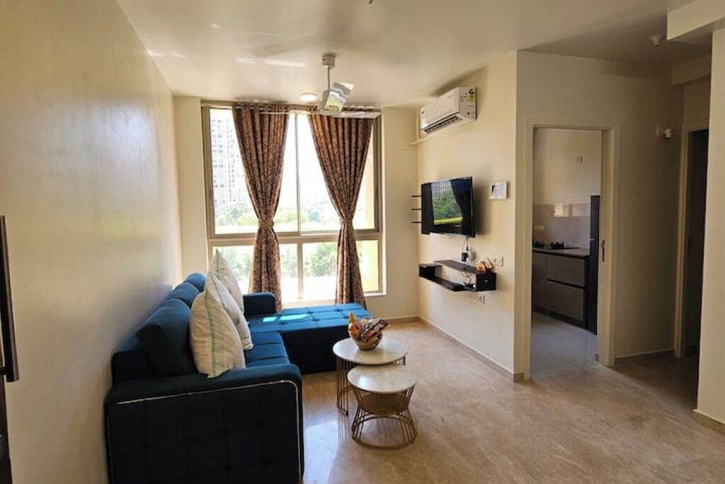 Photo of Livingroom in Thane West