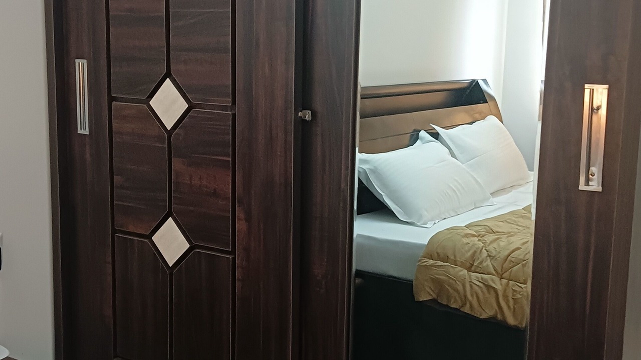 Photo of Bedroom in Hadapsar