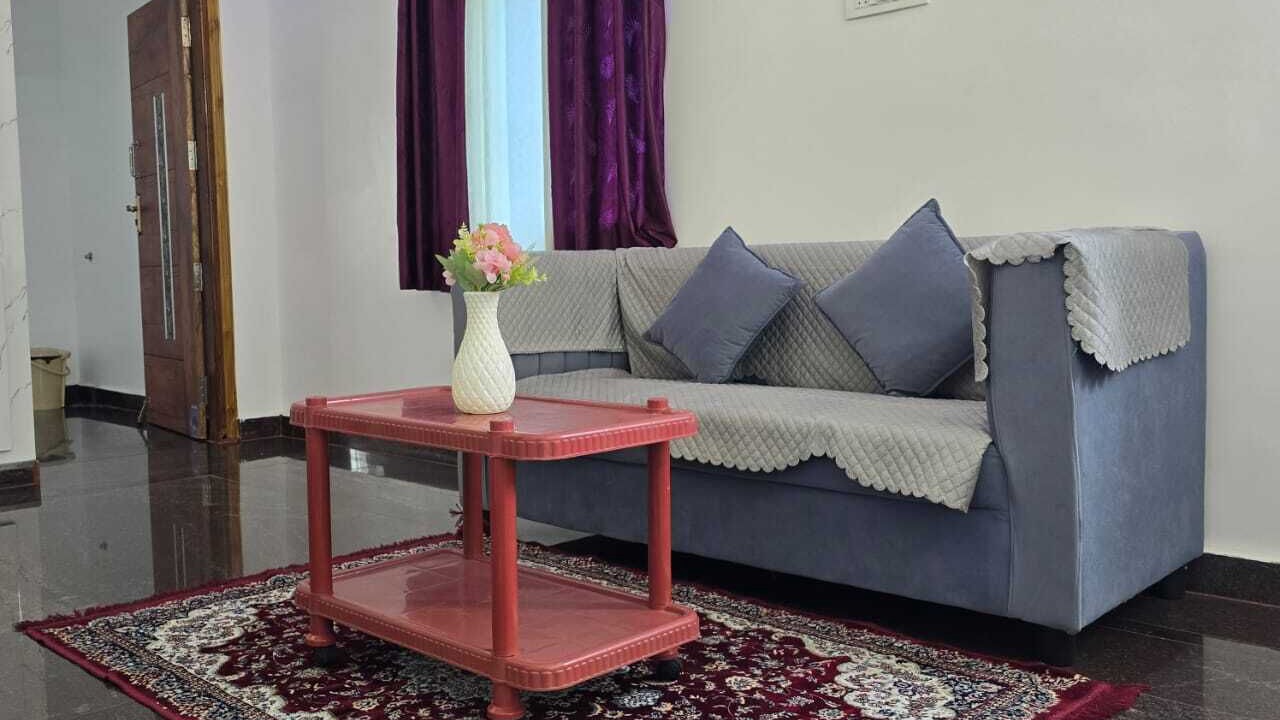Photo of Livingroom in Tirupati