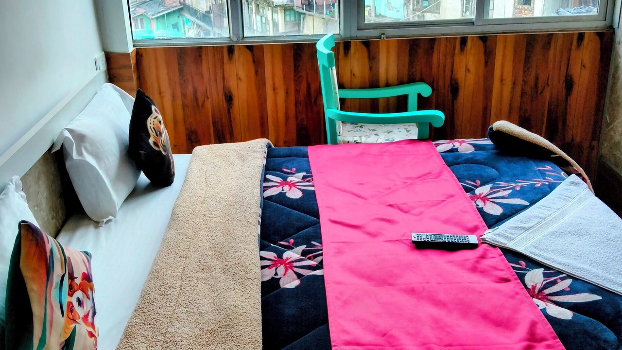 Photo of Bedroom in The Mall Road