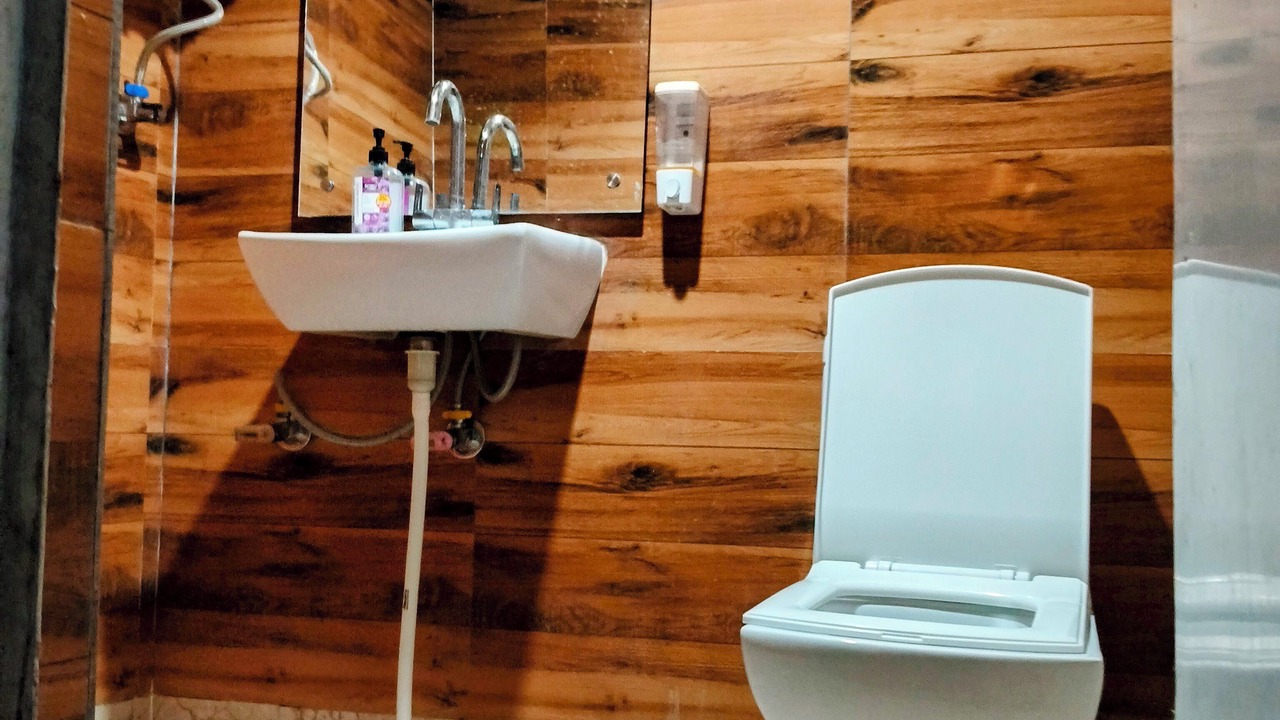 Photo of Bathroom in The Mall Road