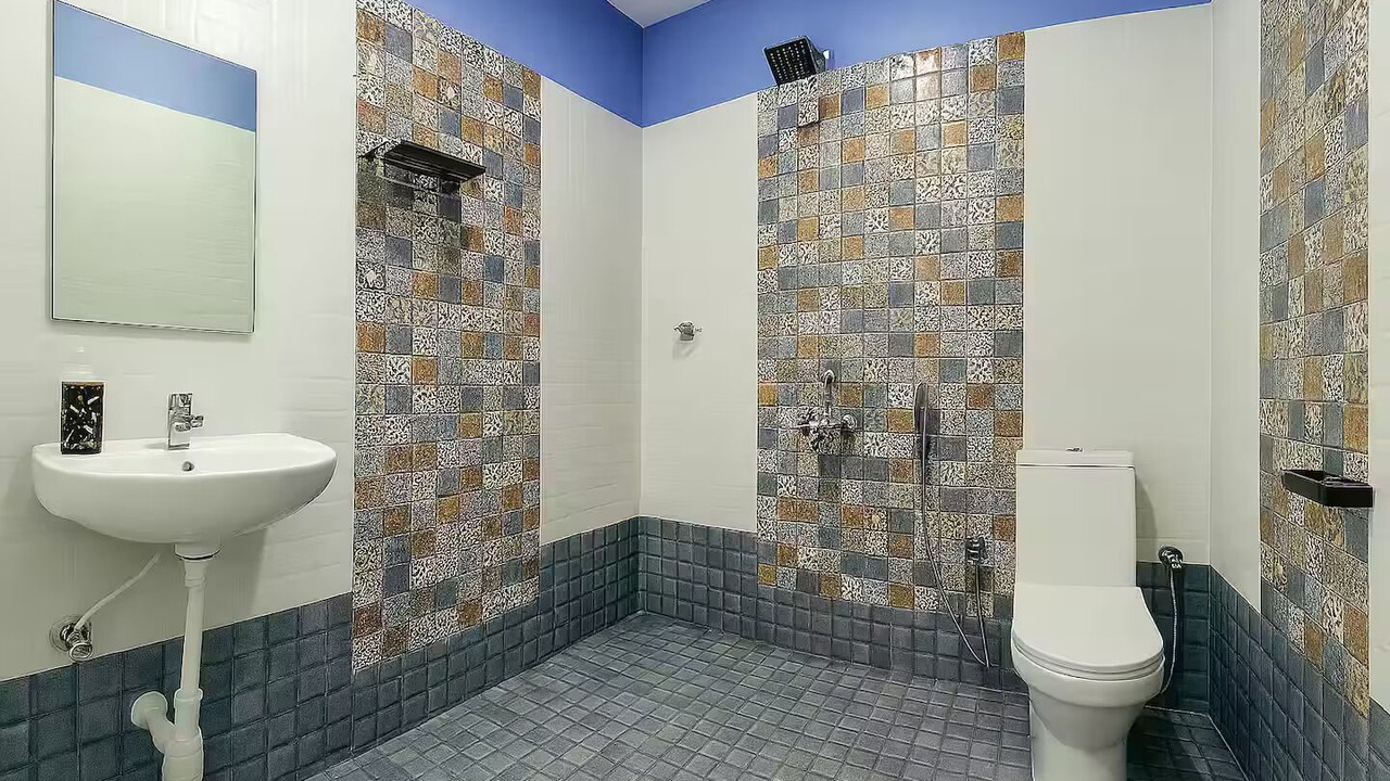 Photo of Bathroom in Aldona