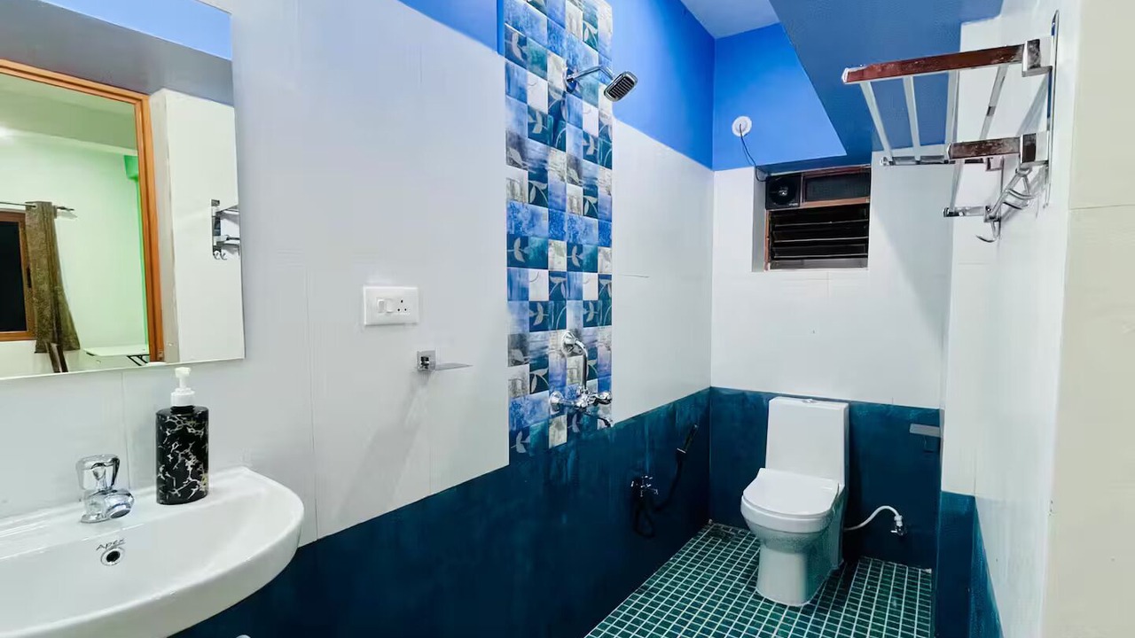 Photo of Bathroom in Aldona