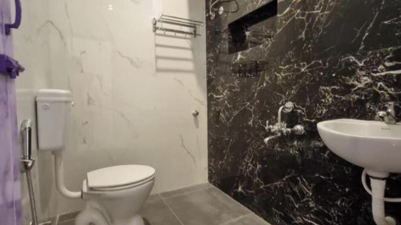 Photo of Bathroom in White Town