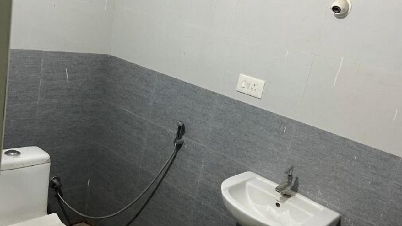 Photo of Bathroom in Jayamkondan