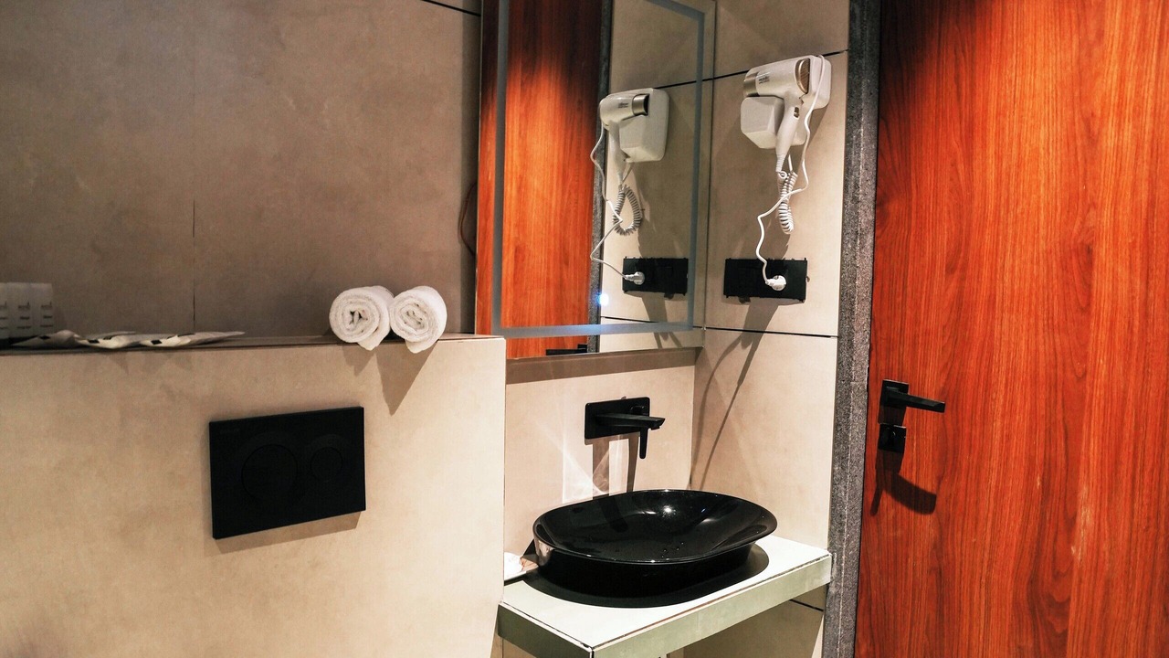 Photo of Bathroom in Igatpuri