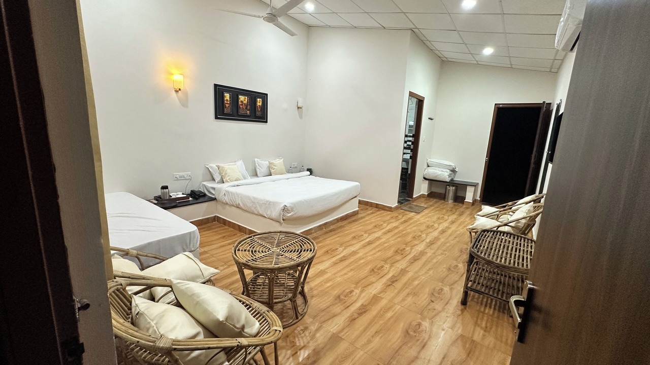 Photo of Bedroom in Piparia