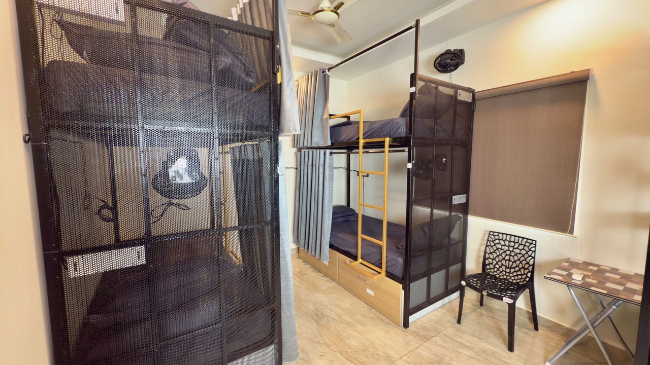 Photo of Bedroom in Thoraipakkam
