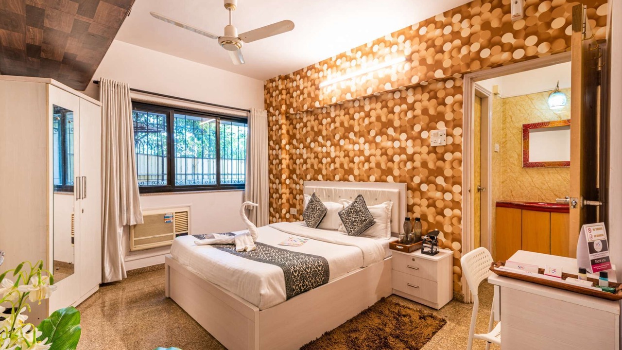Photo of Bedroom in Malad East