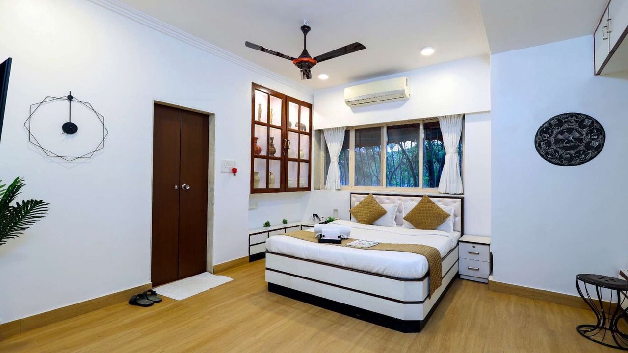 Photo of Bedroom in Kandivali East