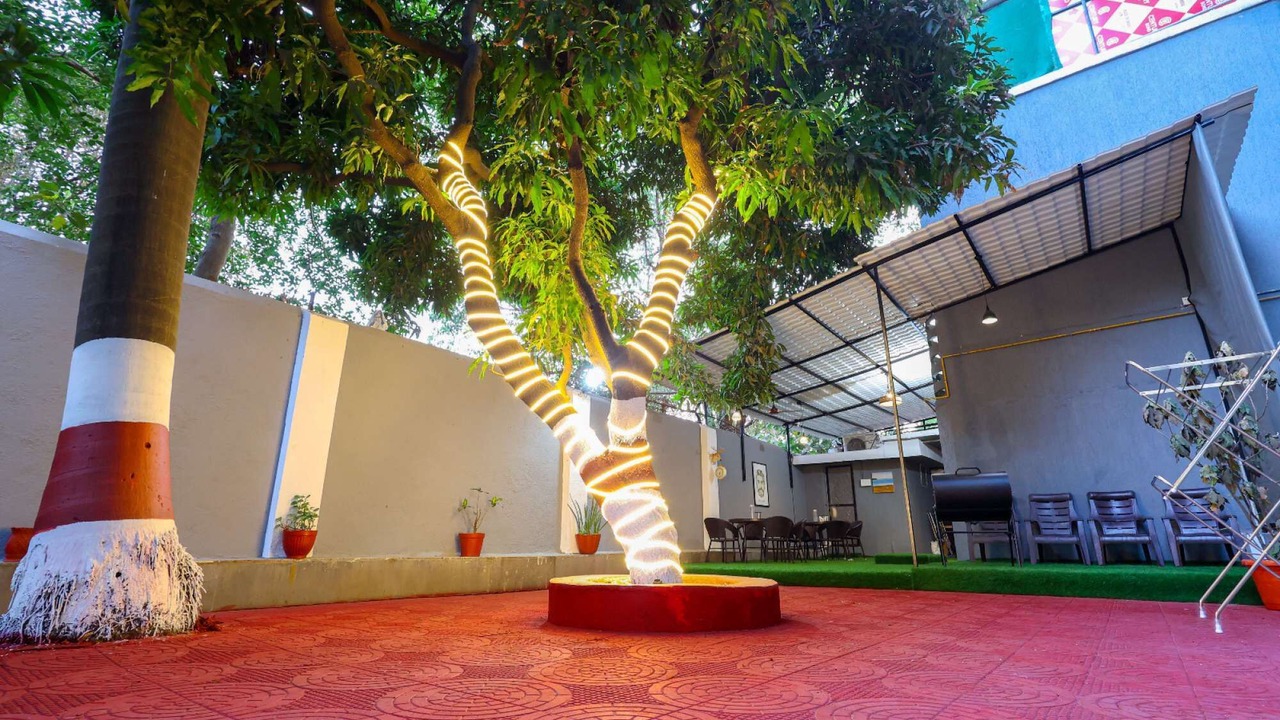 Photo of Outdoor in Kandivali East