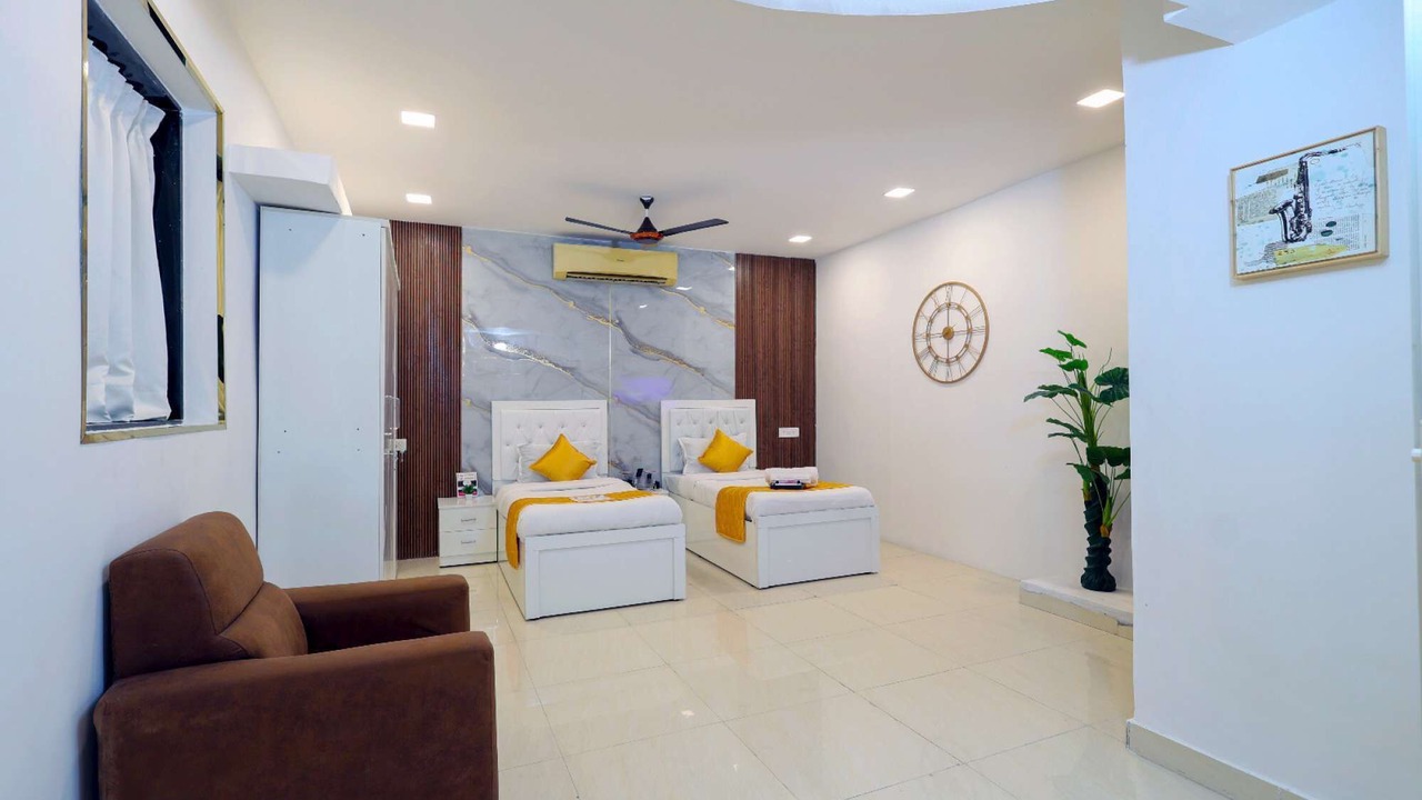 Photo of Bedroom in Kandivali East