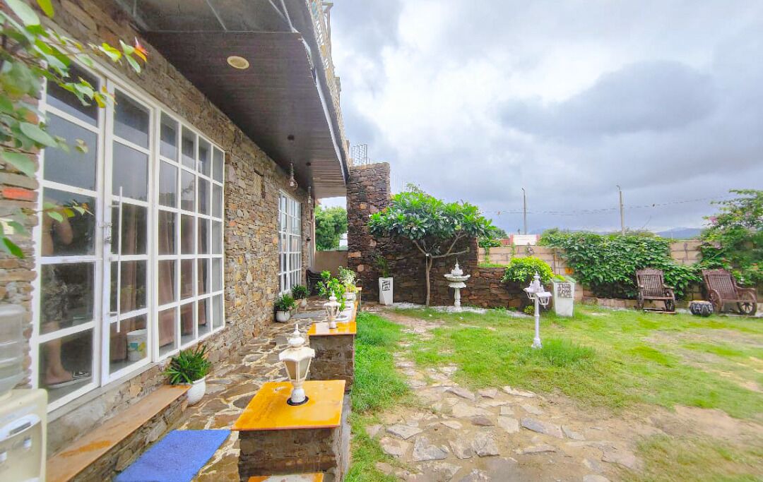 Photo of Patio Balcony in Village Hokra