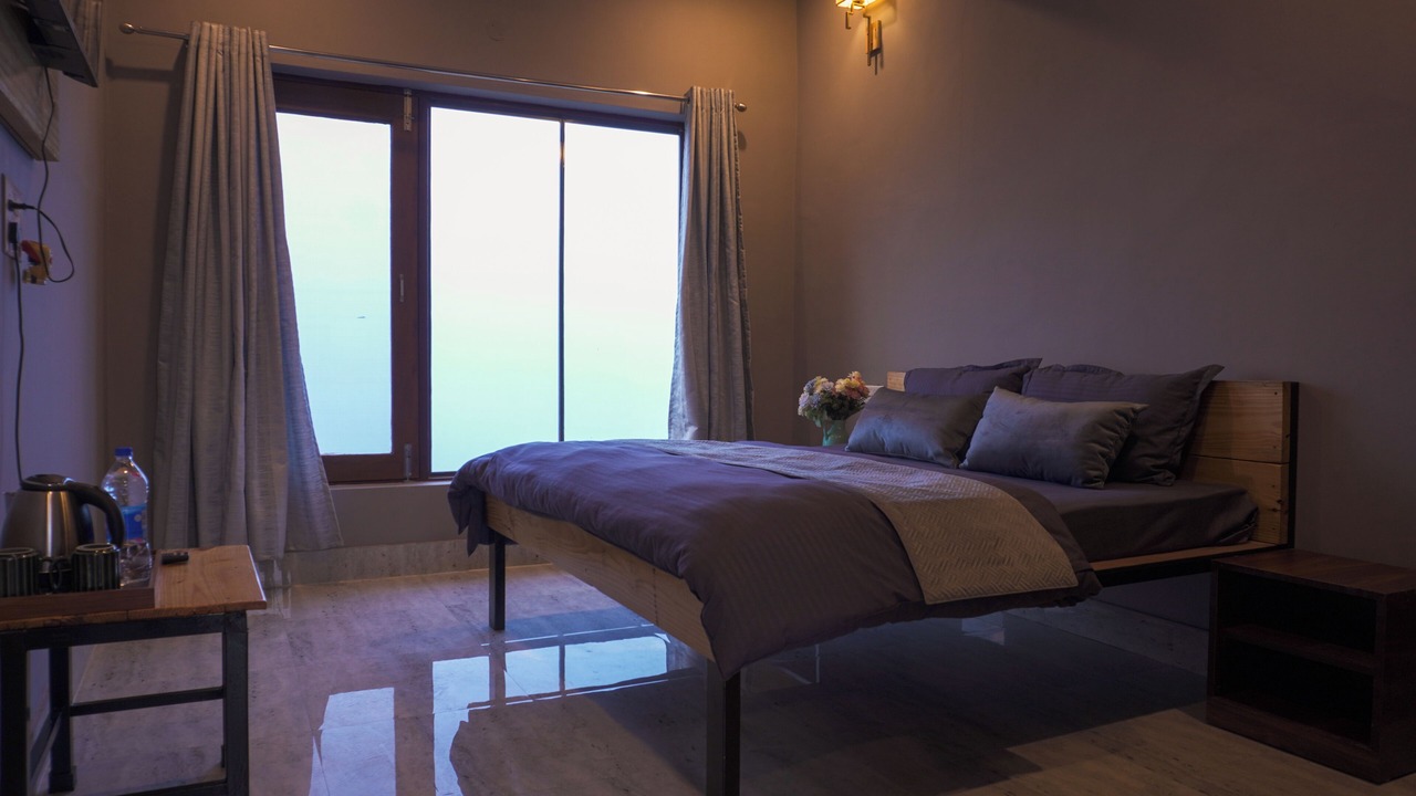 Photo of Bedroom in Tehri