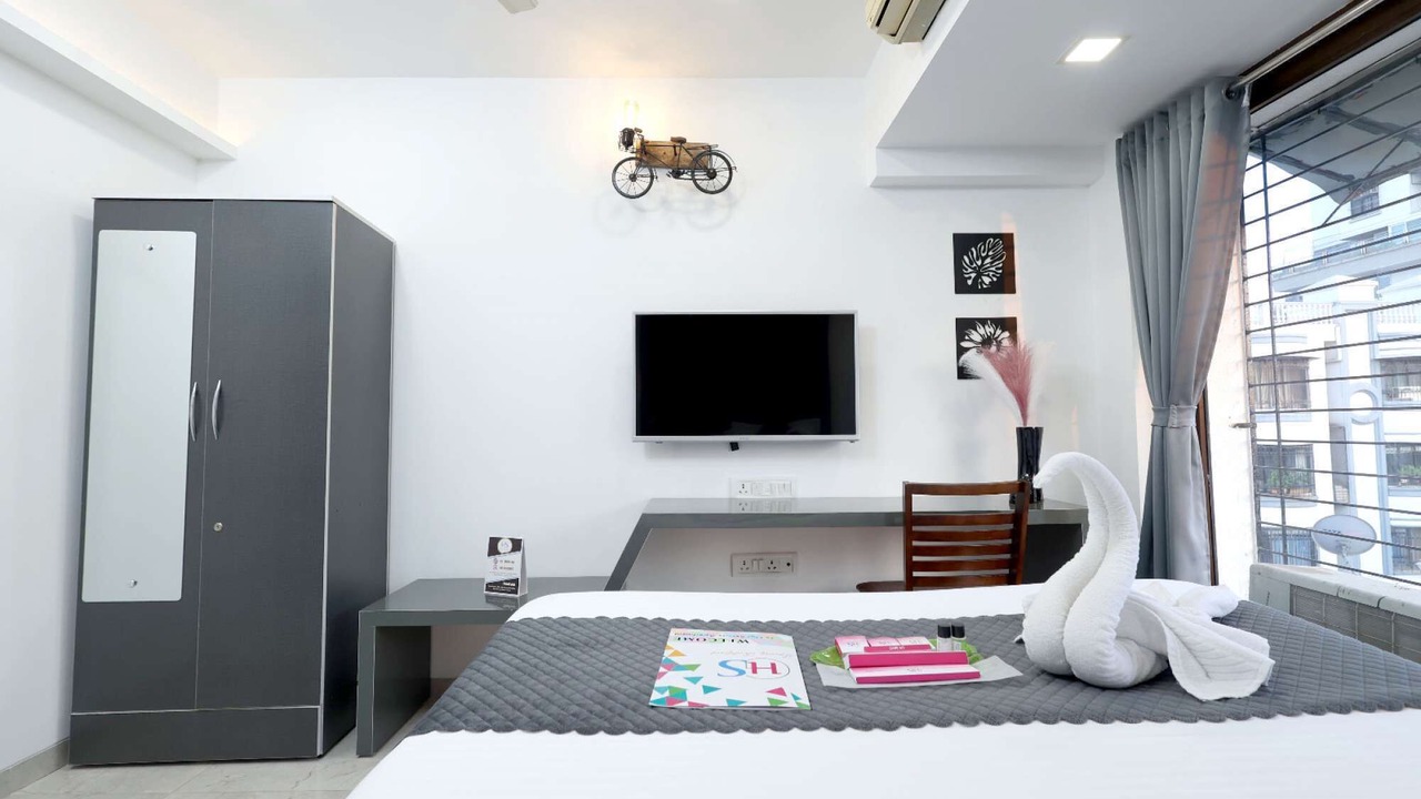 Photo of Bedroom in Upper Govind Nagar