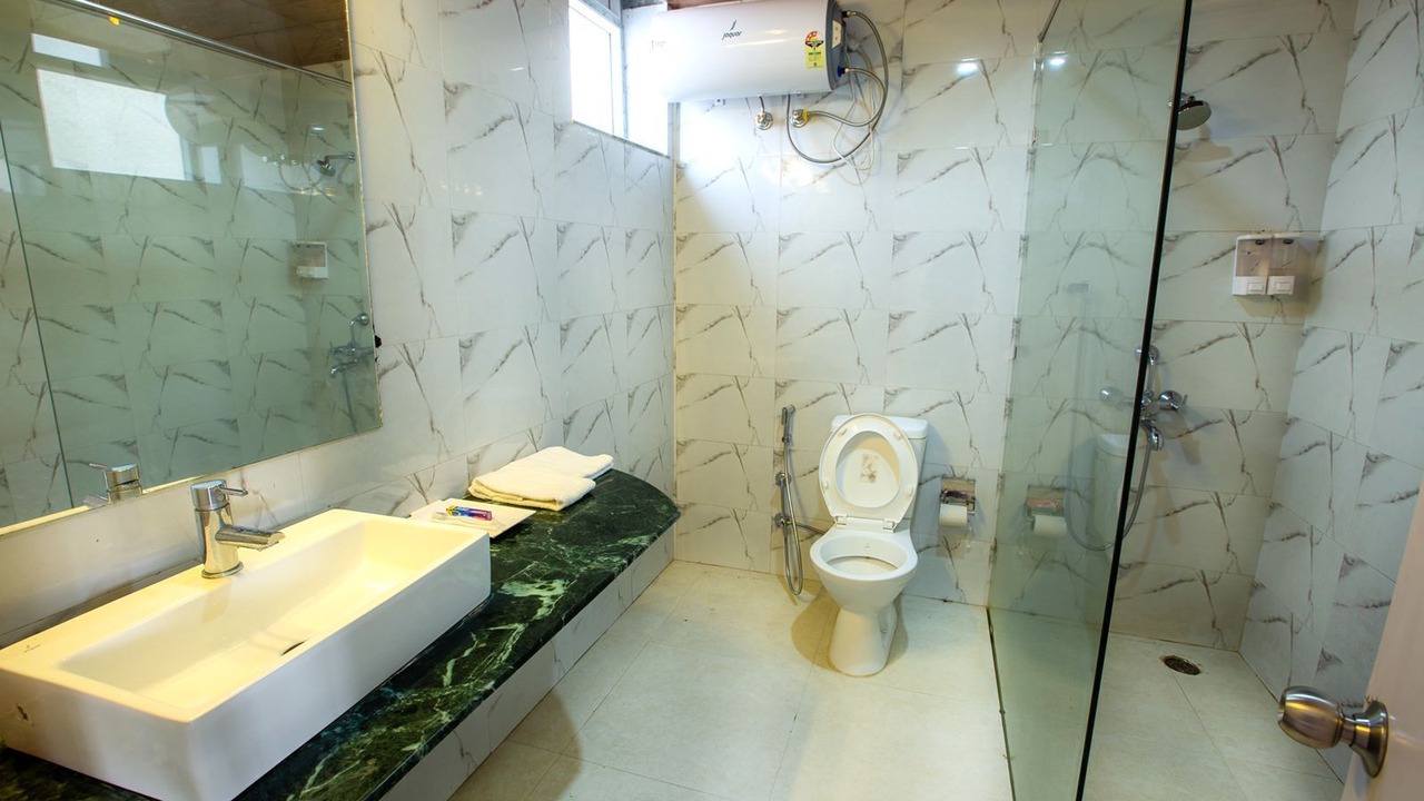 Photo of Bathroom in Lansdowne