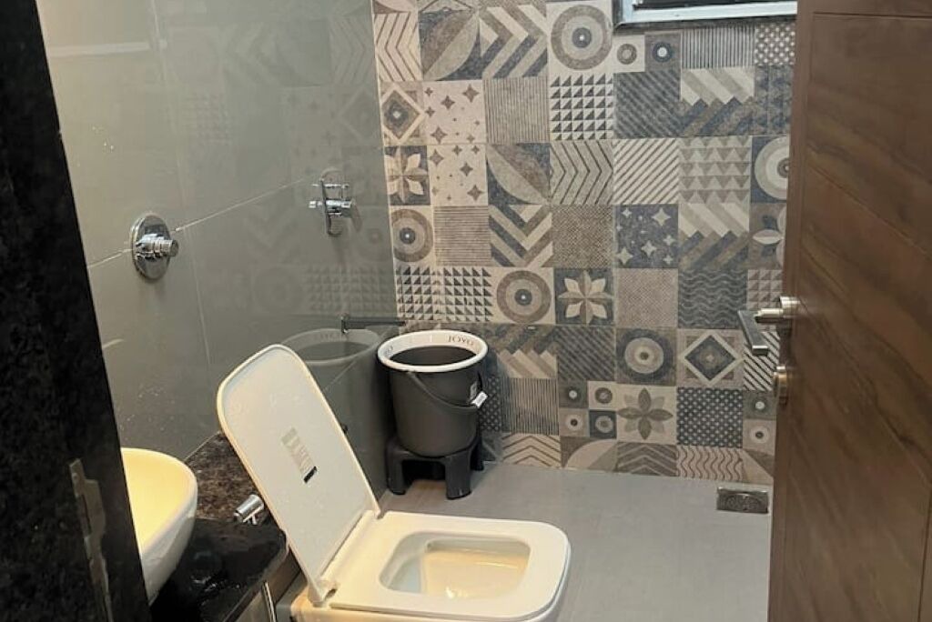 Photo of Bathroom in Viman Nagar