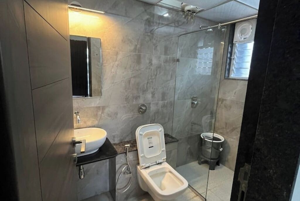Photo of Bathroom in Viman Nagar