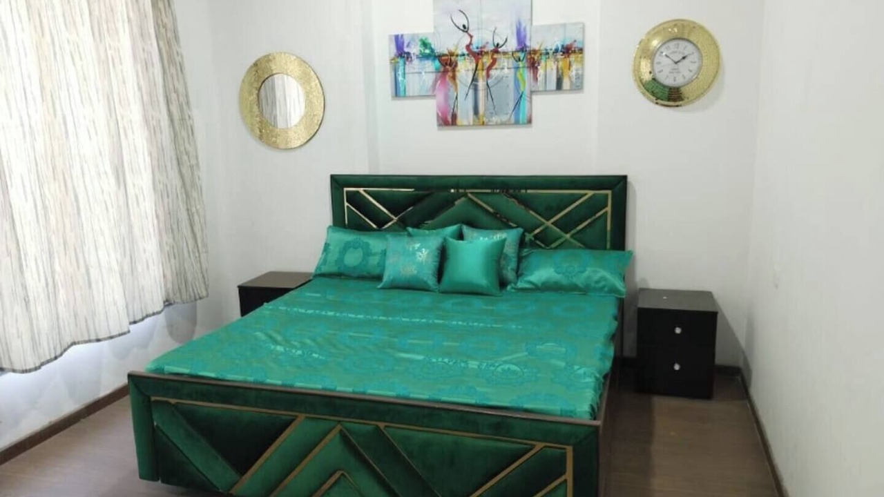 Photo of Bedroom in Gota