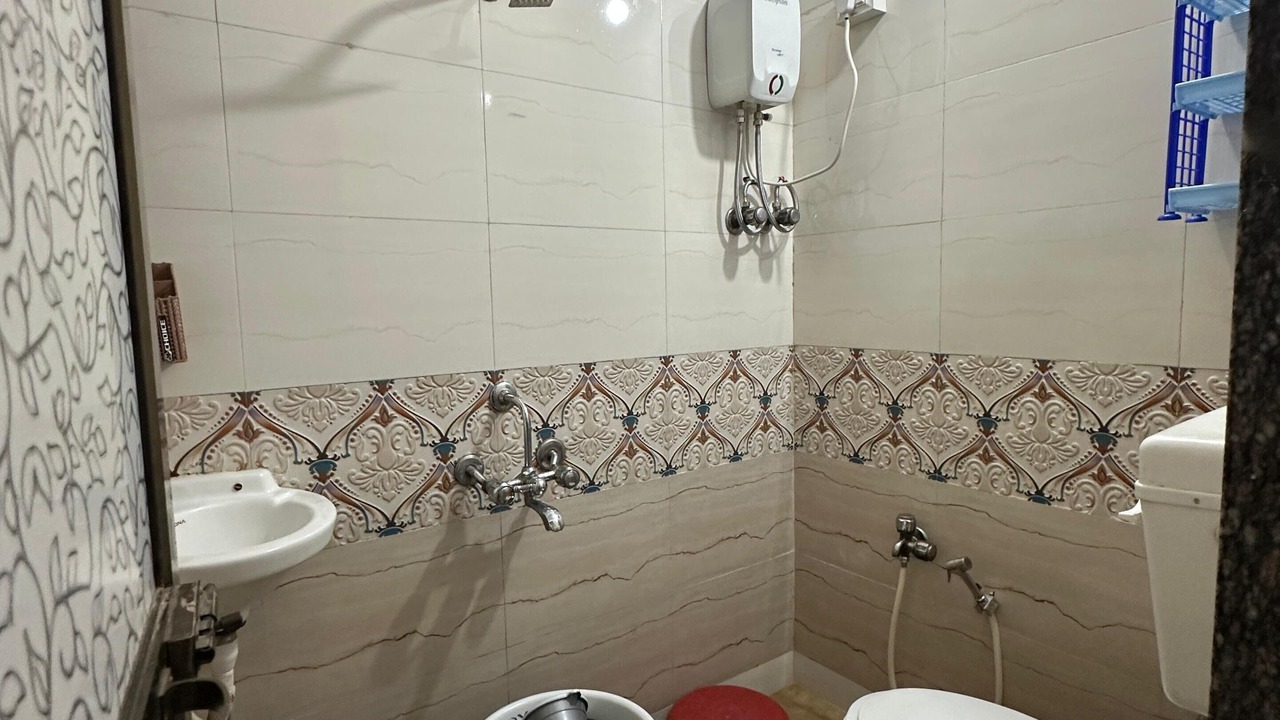 Photo of Bathroom in Versova