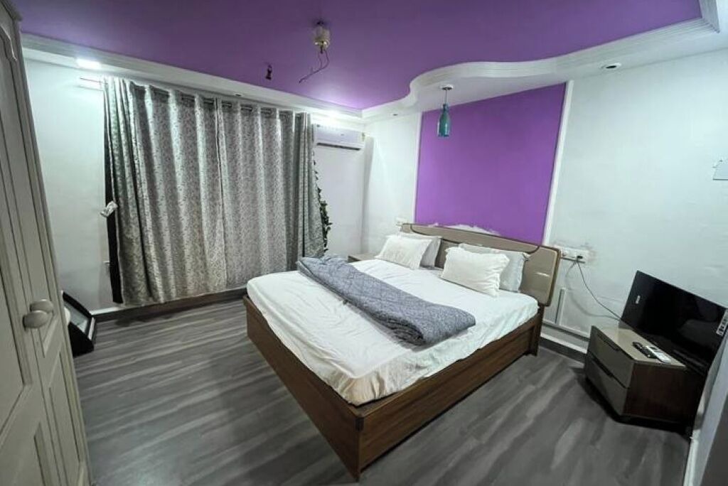 Photo of Bedroom in Meera Nagar