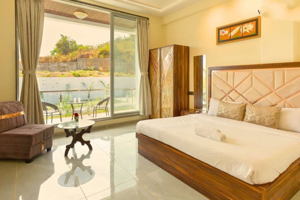 Photo of Bedroom in Neral