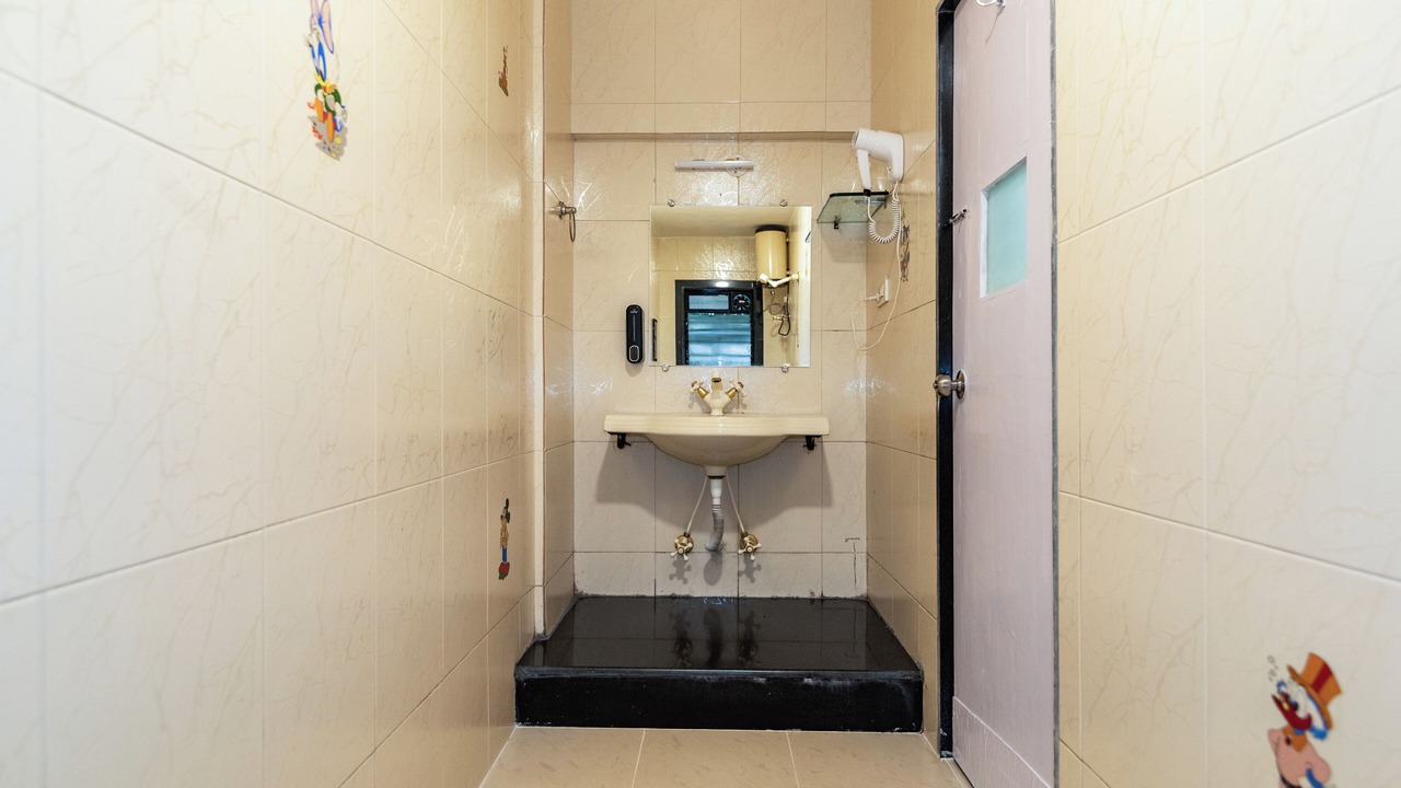 Photo of Bathroom in Borivali East