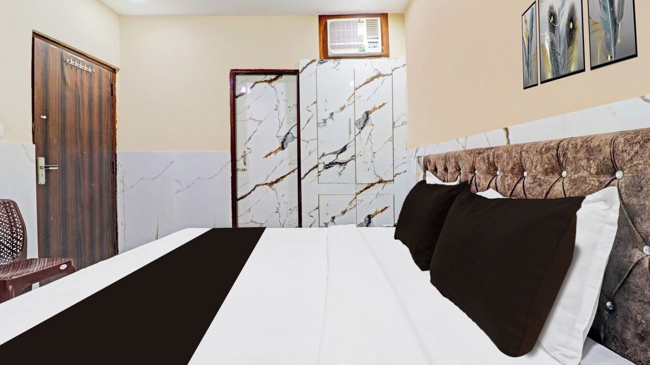 Photo of Bedroom in Haridwar