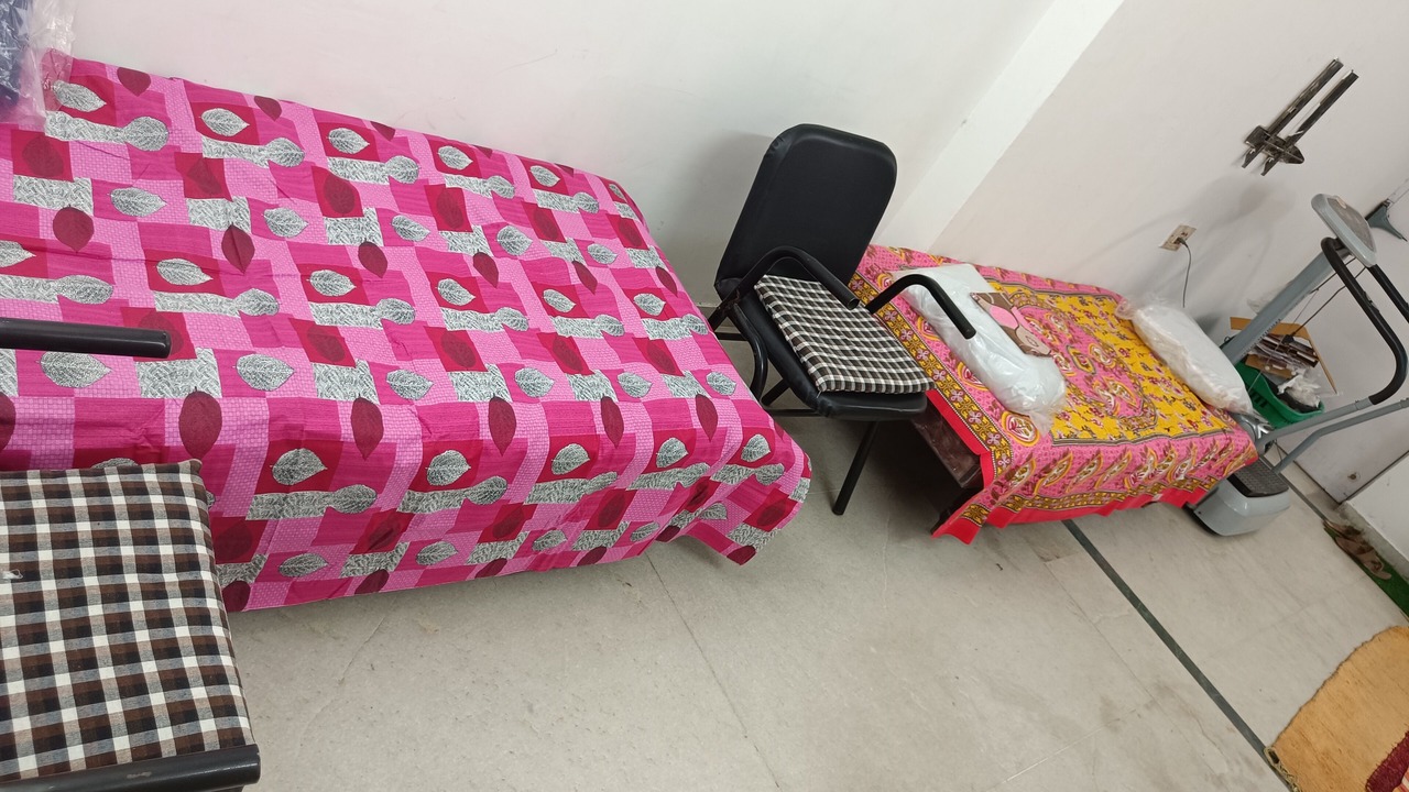 Photo of Bedroom in Sabarmati