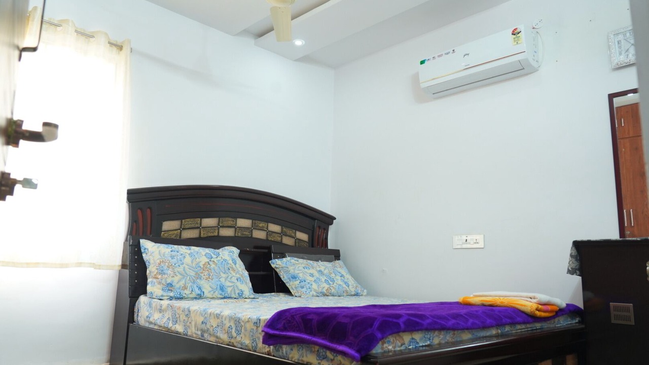 Photo of Bedroom in Palakollu