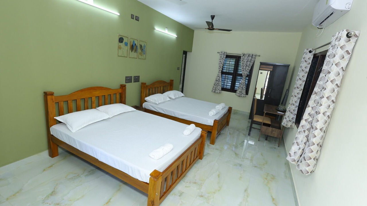 Photo of Bedroom in Adyar