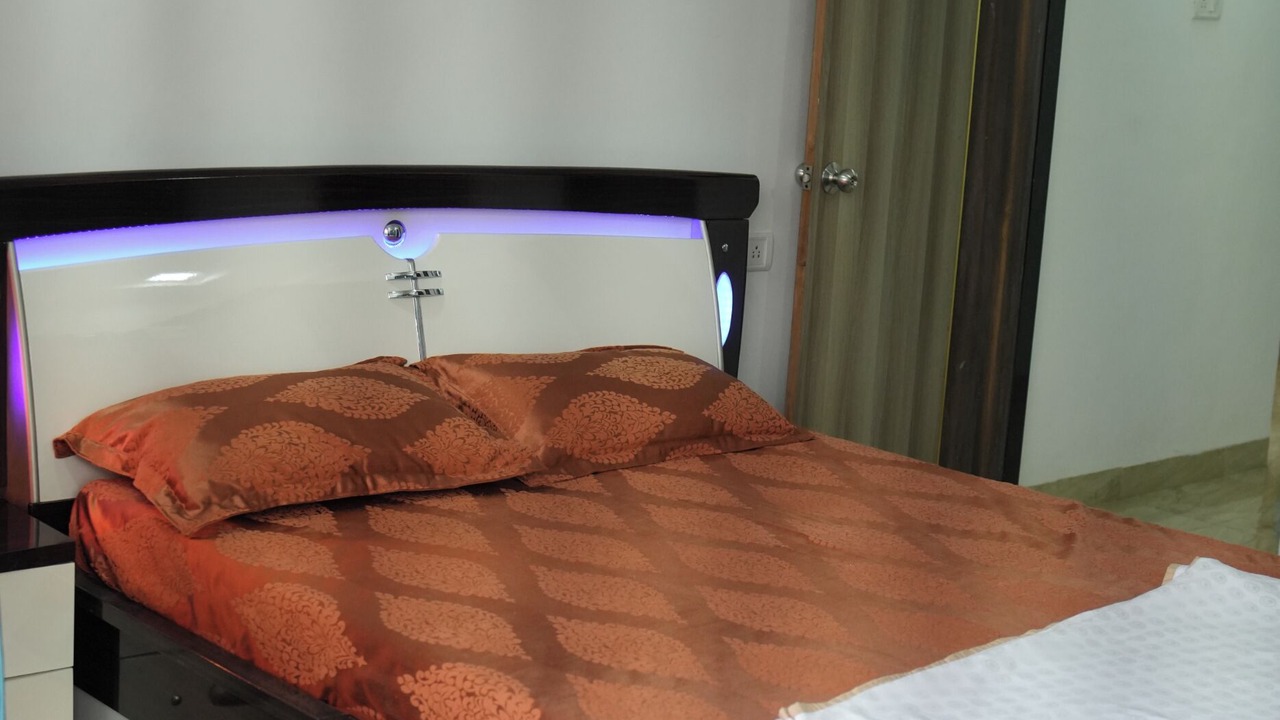 Photo of Bedroom in Pali