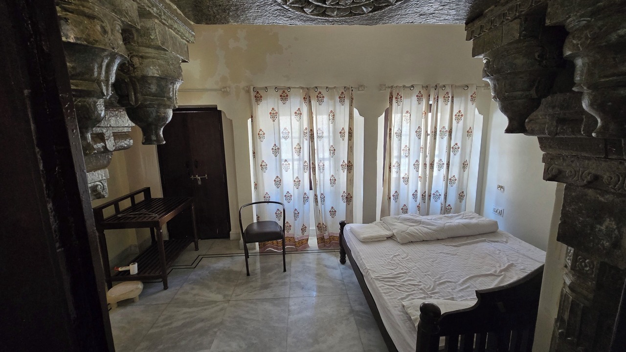 Photo of Bedroom in Bhindar