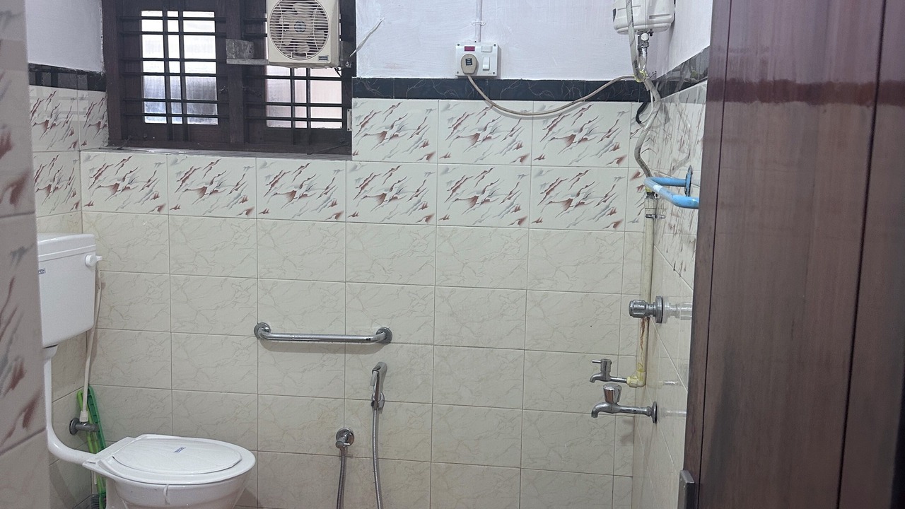 Photo of Bathroom in Thiruvananthapuram